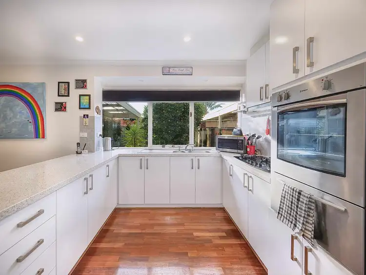 Fifth view of Homely house listing, 7 The Spur, Hampton Park VIC 3976