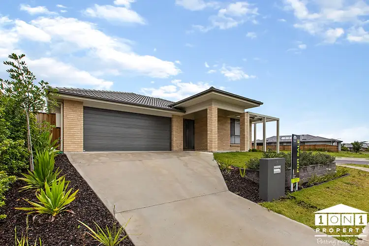 Second view of Homely house listing, 4 Bulbul Crescent, Fletcher NSW 2287