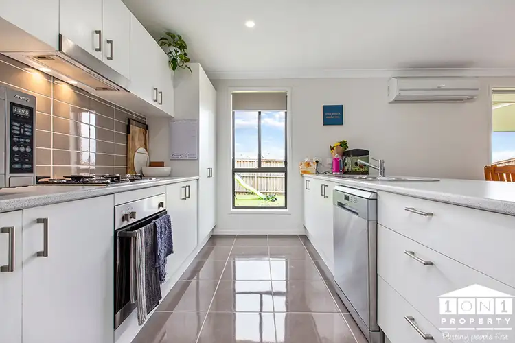 Sixth view of Homely house listing, 4 Bulbul Crescent, Fletcher NSW 2287