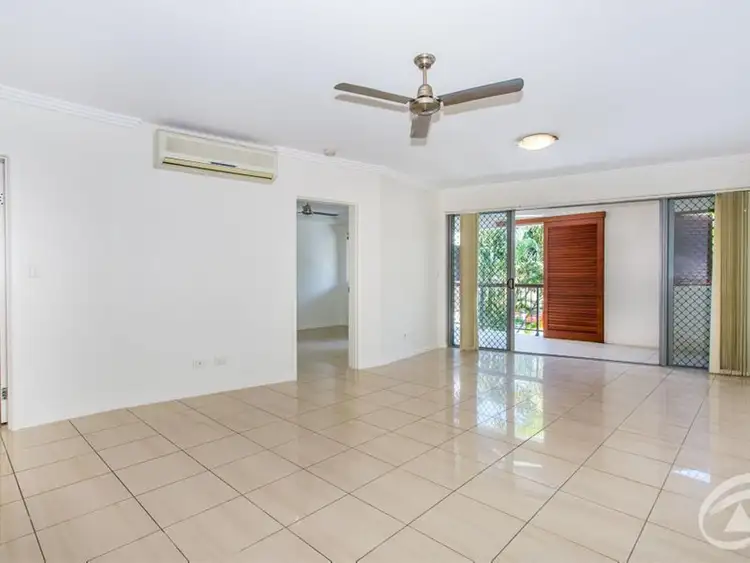 17/242 Grafton Street, Cairns North QLD 4870