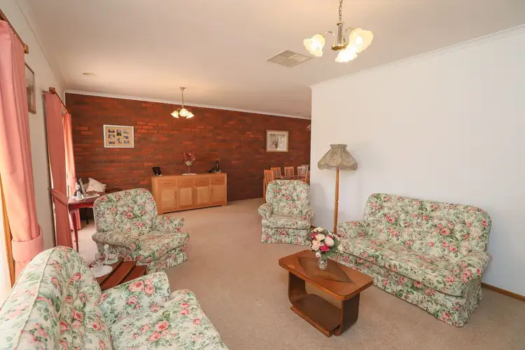 Fifth view of Homely house listing, 10 Canberra Avenue, Mildura VIC 3500