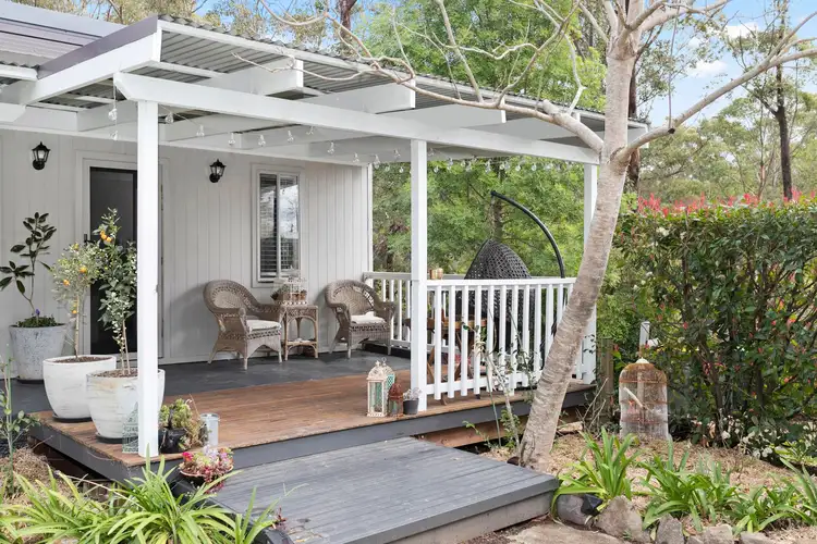 10 Pleasurelea Drive, Sunshine Bay NSW 2536