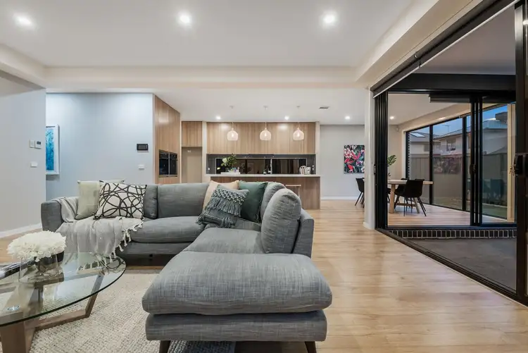 Second view of Homely house listing, 25 Peninsula Crescent, Craigieburn VIC 3064