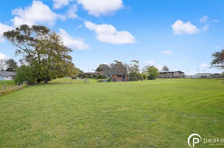 Fifth view of Homely house listing, 10 Fox Road, Narre Warren North VIC 3804