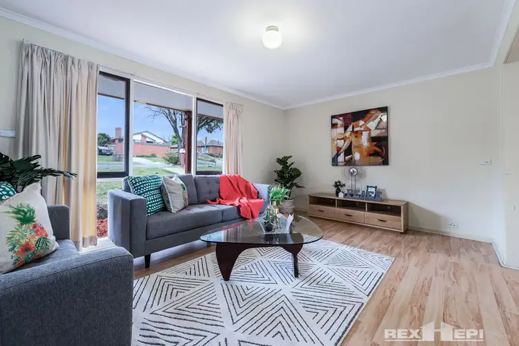 Second view of Homely house listing, 34 Warana Drive, Hampton Park VIC 3976