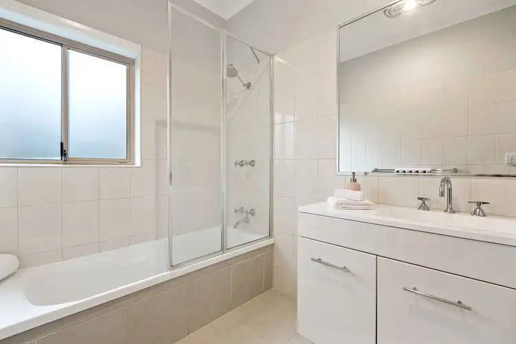 Sixth view of Homely unit listing, 1/4 Valda Avenue, Ringwood East VIC 3135