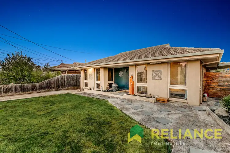 3 Brixton Place, Melton VIC 3337