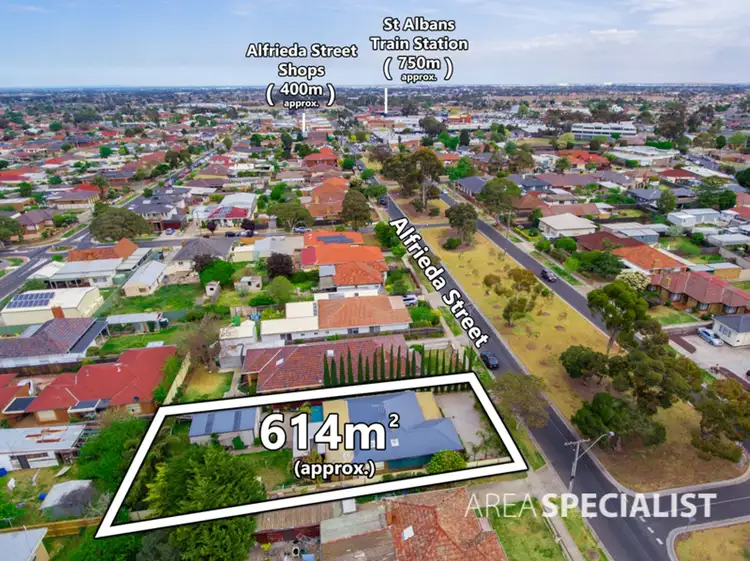 Second view of Homely house listing, 116 Alfrieda Street, St Albans VIC 3021