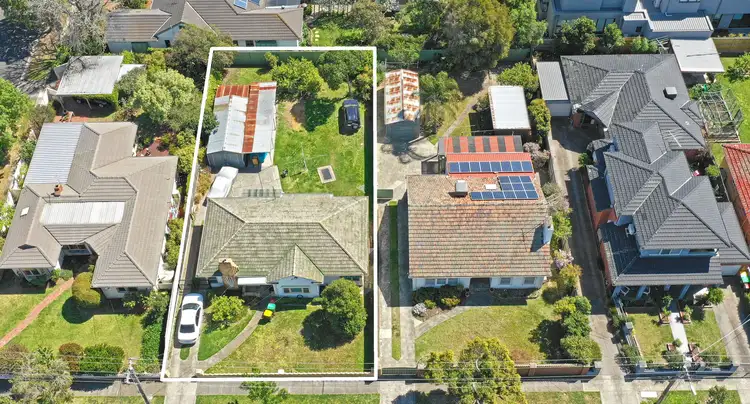 Second view of Homely house listing, 33 Hill Street, Bentleigh East VIC 3165
