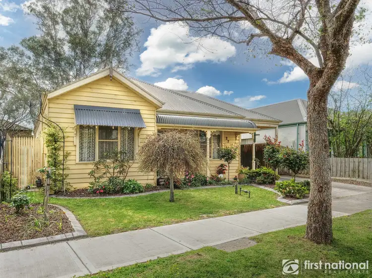 27 May Gibbs Crescent, Lynbrook VIC 3975