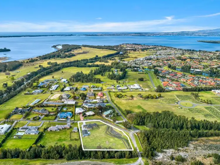 2 Trackside Drive, Kanahooka NSW 2530