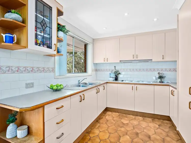 Fifth view of Homely house listing, 4 Cottonwood Crescent, Figtree NSW 2525