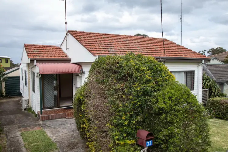 Main view of Homely house listing, 33 Ocean Street, Dudley NSW 2290