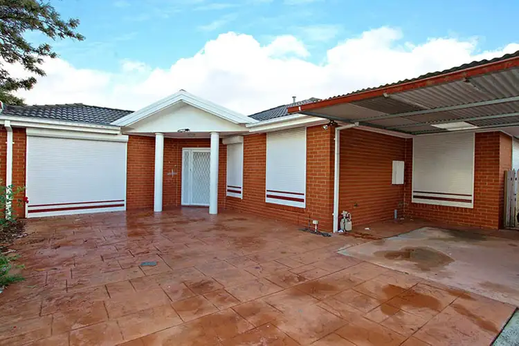 2/104 Churchill Avenue, Braybrook VIC 3019