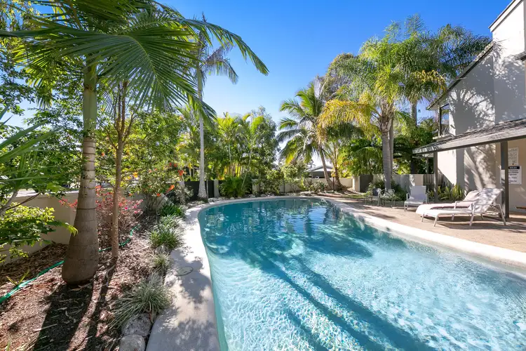 2/2 Dolphin Crescent, Noosaville QLD 4566