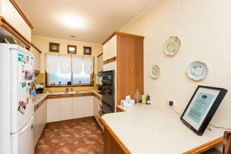Third view of Homely townhouse listing, 122 Thirteenth Street, Mildura VIC 3500