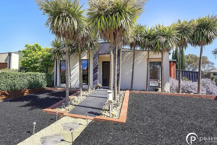 21 Jamieson Way, Berwick VIC 3806