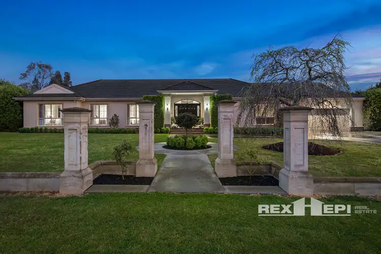 46 Hillsley Avenue, Narre Warren North VIC 3804