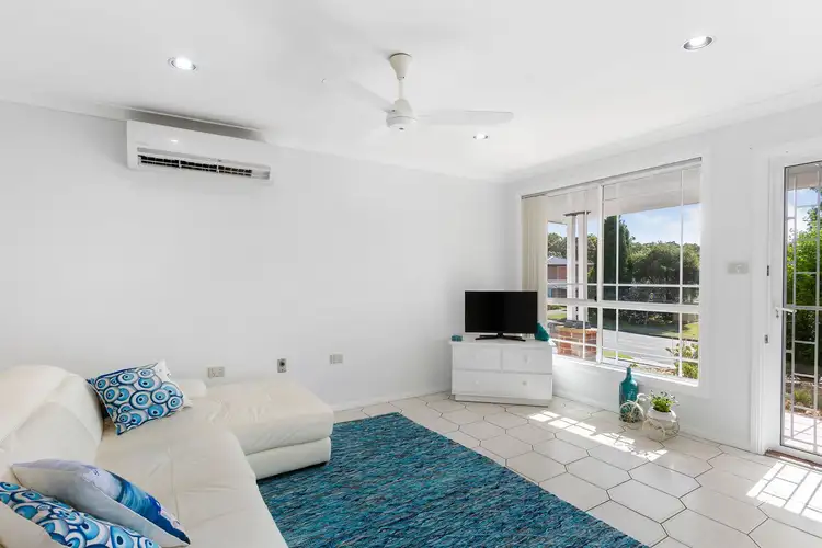 Fifth view of Homely house listing, 2/2 Desreaux Close, Eleebana NSW 2282