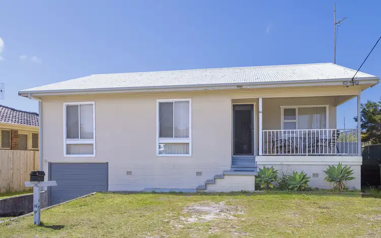 16 Broonarra Street, The Entrance NSW 2261