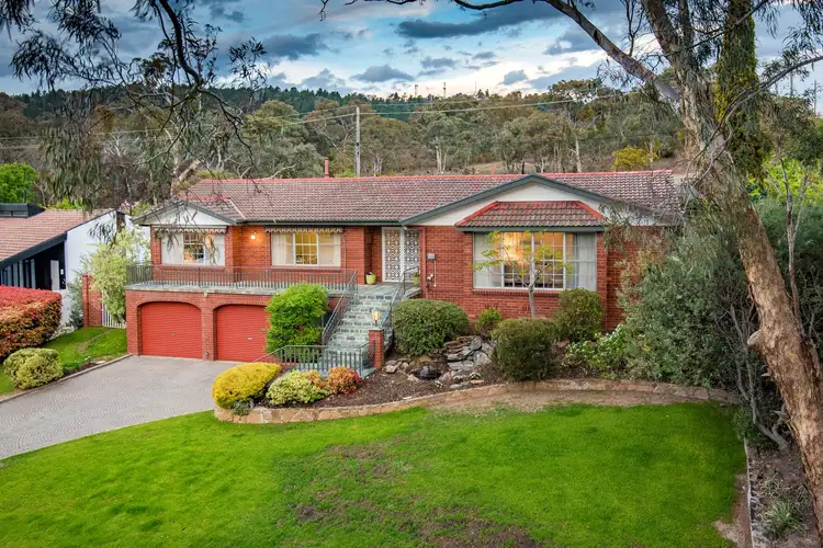 47 Hawkesbury Crescent, Farrer ACT 2607