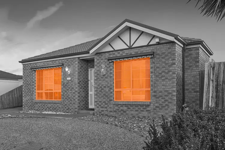 2/20 Kalista Avenue, Hillside VIC 3037