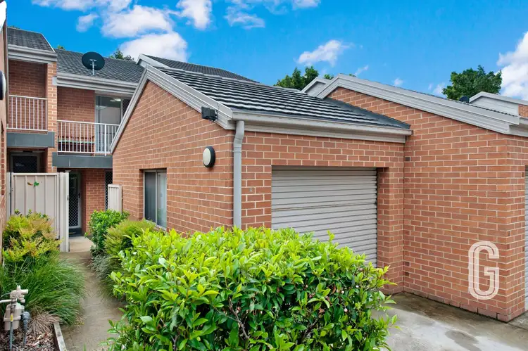 8/24 Crebert Street, Mayfield East NSW 2304
