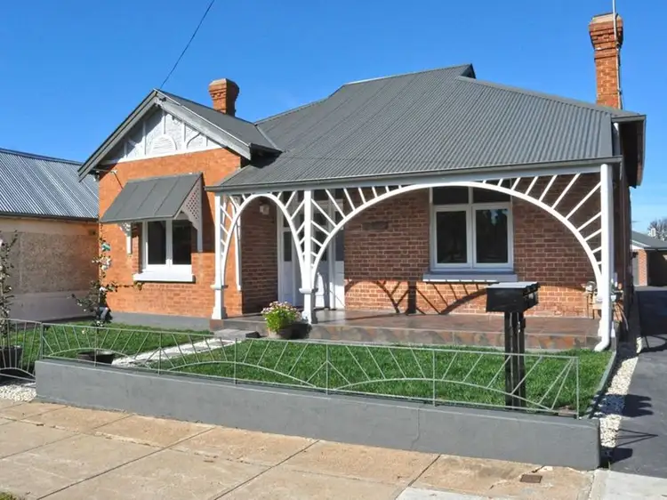 168 Seymour Street, Bathurst NSW 2795