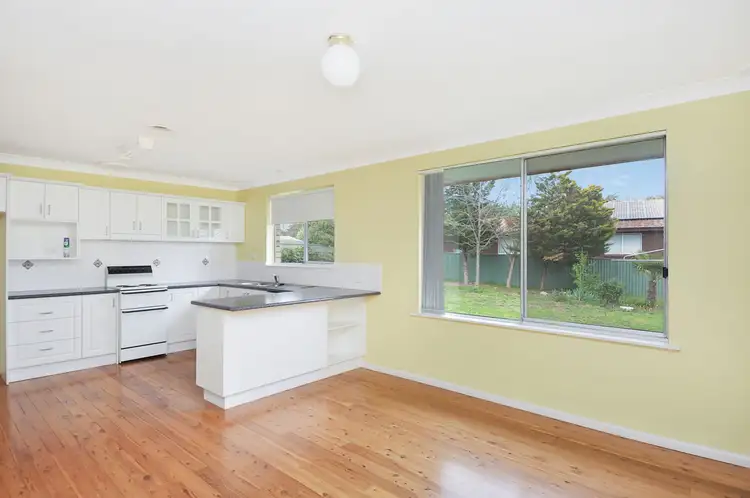 Fifth view of Homely house listing, 18 Uralla Circuit, Kelso NSW 2795