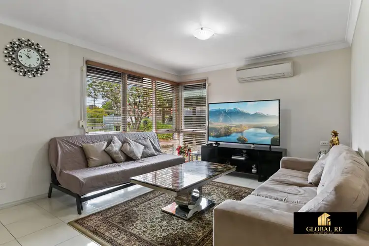 109 Melbourne Road, St Johns Park NSW 2176