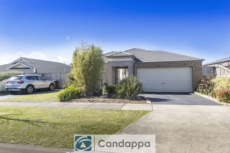 22 Lyndhurst Square, Drouin VIC 3818