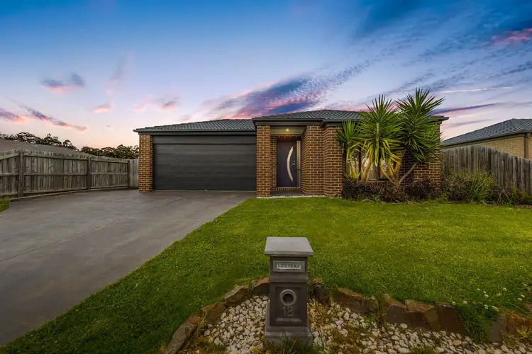 Main view of Homely house listing, 18 Shakespeare Court, Drouin VIC 3818
