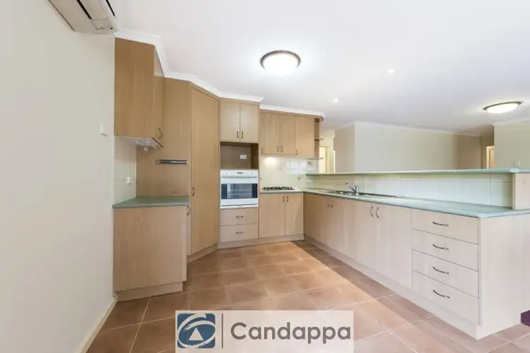 Fifth view of Homely unit listing, 18 Flax Mill Close, Drouin VIC 3818