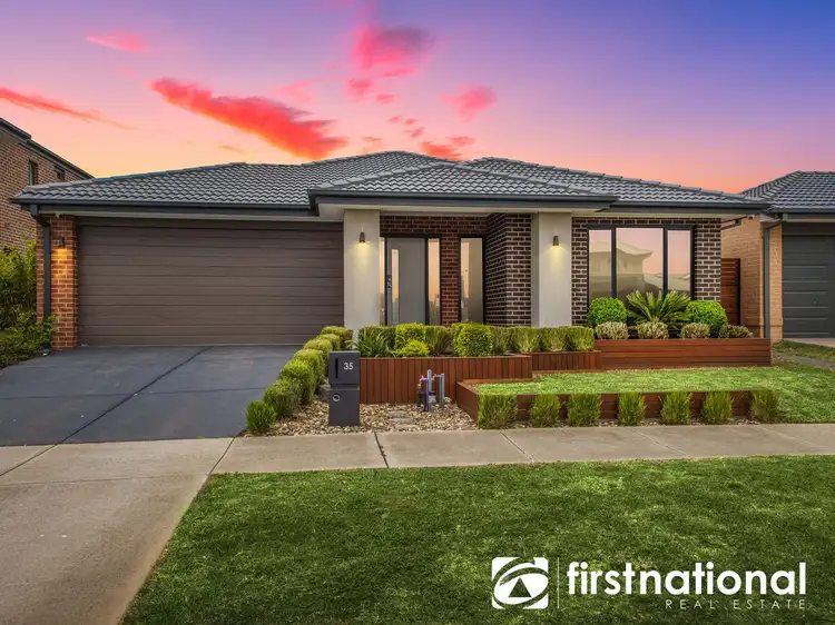 35 Riverstone Boulevard, Clyde North VIC 3978