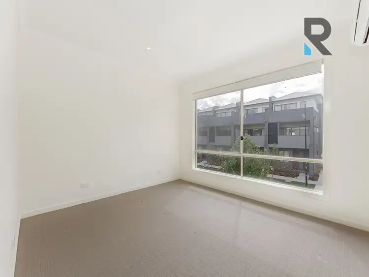 Fourth view of Homely townhouse listing, 39 Brunswick Crescent, Craigieburn VIC 3064