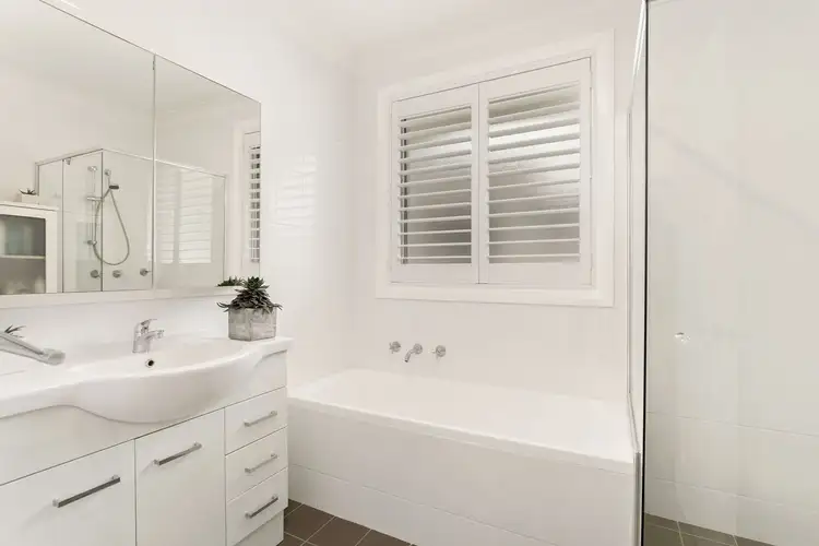 Sixth view of Homely villa listing, 5/20-22 Greenacre Road, Wollongong NSW 2500