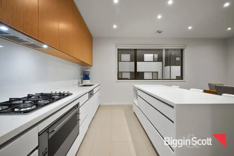 Fifth view of Homely house listing, 20 Stables Circuit, Doncaster VIC 3108