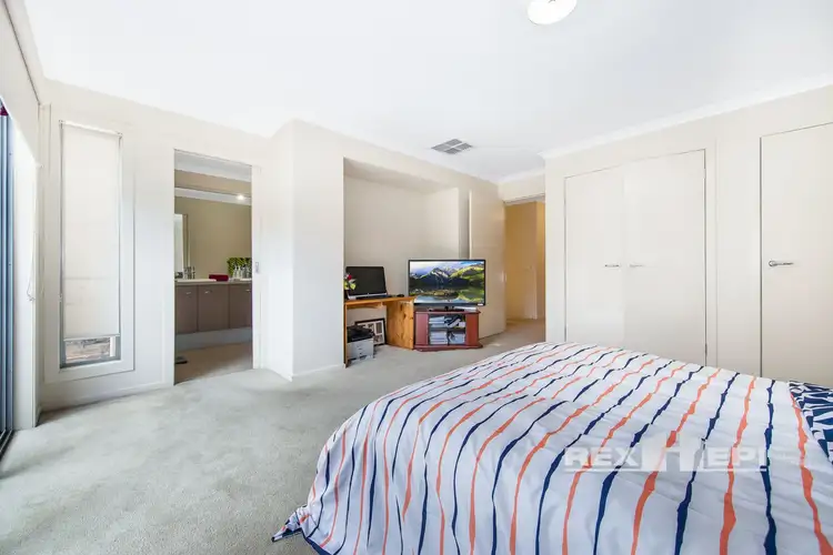 Fifth view of Homely house listing, 78 Mannavue Boulevard, Cranbourne North VIC 3977