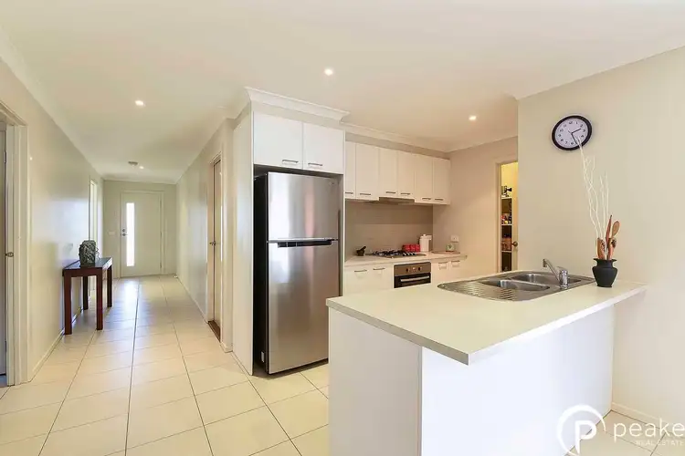 Second view of Homely house listing, 22 Currawong Crescent, Pakenham VIC 3810