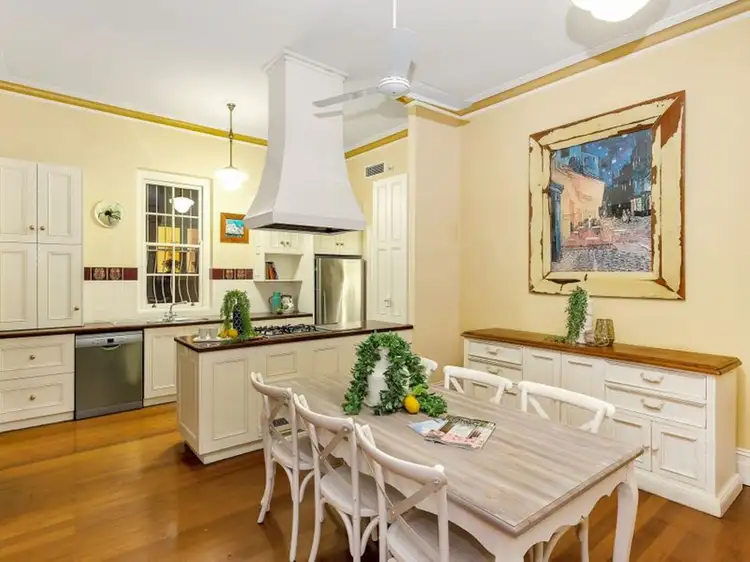 24 Byron Street, Glenelg SA 5045
