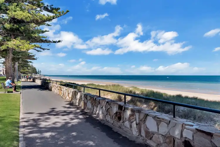 5/13 South Esplanade, Glenelg SA 5045