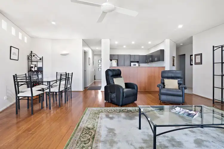 1/84 John Whiteway Drive, Gosford NSW 2250