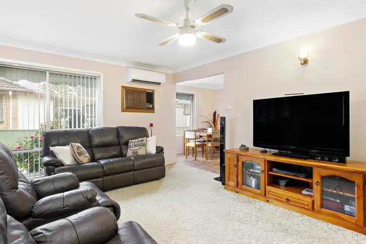 16 Butler Parade, Kurri Kurri NSW 2327