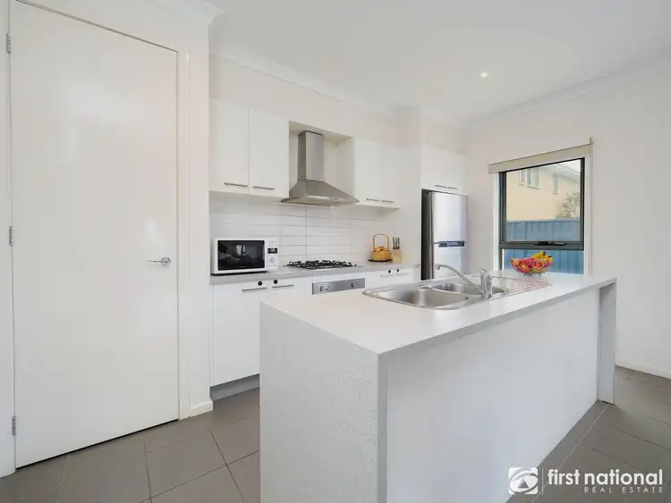 Second view of Homely house listing, 7 Pendula Place, Pakenham VIC 3810