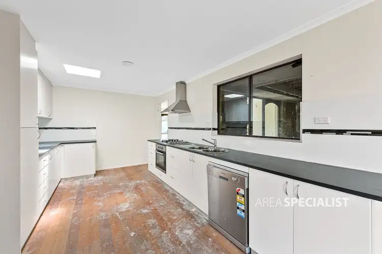 Fourth view of Homely house listing, 2 Glenora Court, Frankston VIC 3199