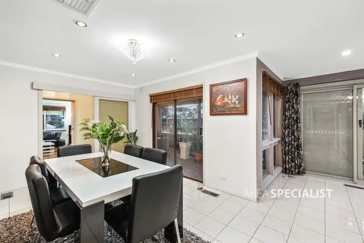 Fifth view of Homely house listing, 1 Westview Court, Springvale South VIC 3172