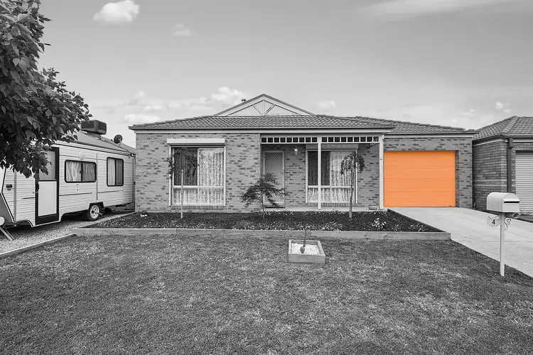 4 Cover Drive, Sunbury VIC 3429