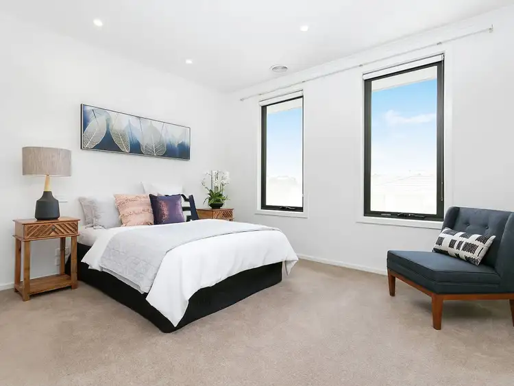 Sixth view of Homely house listing, 11 Solferino Close, Mount Waverley VIC 3149