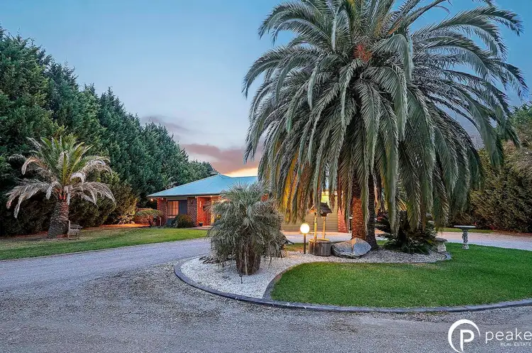 20 Dee Wy Road, Narre Warren South VIC 3805