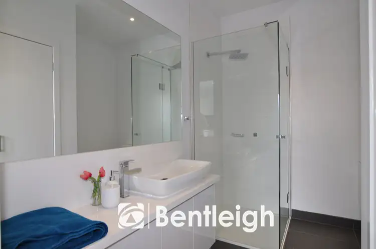 Fifth view of Homely apartment listing, 5/36 Browns Road, Bentleigh East VIC 3165